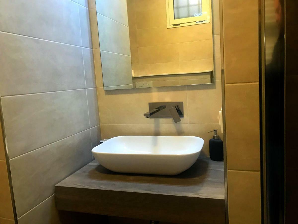 Agape Apartment Таранто Екстериор снимка