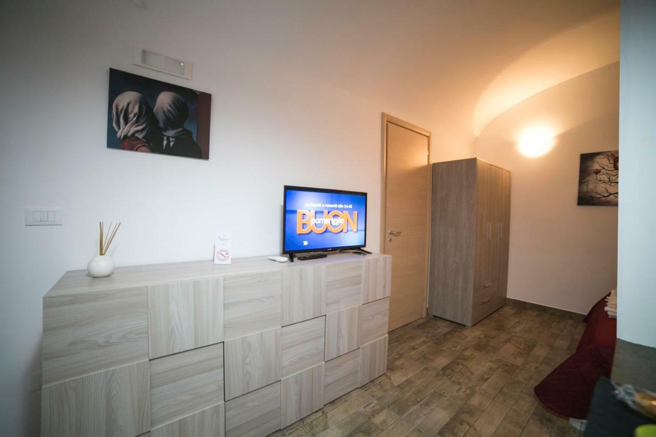 Agape Apartment Таранто Екстериор снимка